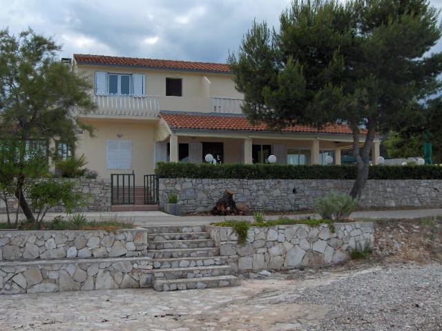 Croatia-Studio apartment-Necujam-Private accommodation