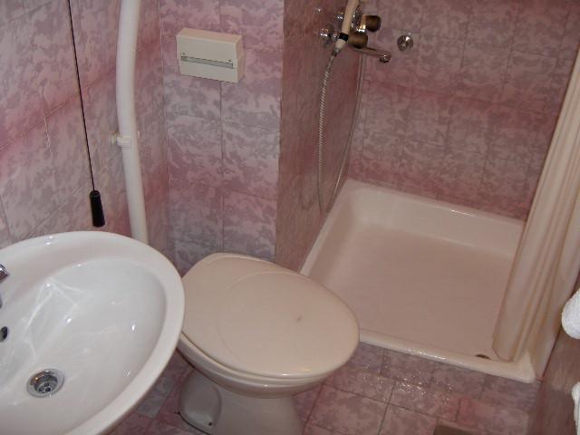 Croatia-Room-Mlini-Private accommodation
