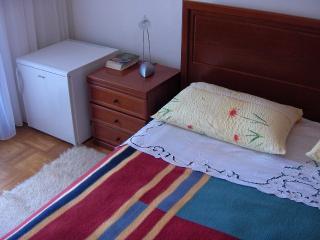 Kroatien-Zimmer-Hvar-Privatunterkünfte 