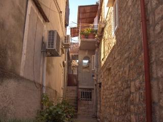 Croazia-Studio appartamento-Vis-Alloggio privato