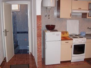 Croazia-Studio appartamento-Vis-Alloggio privato