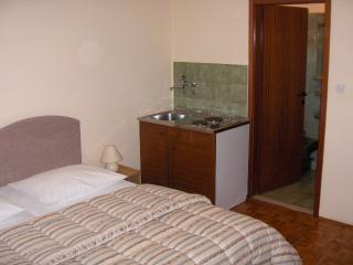 Croatia-Room-Sukosan-Private accommodation