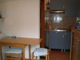 Croazia-Appartamento-Nedescina-Alloggio privato