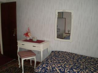 Croatia-Room-Lovran-Private accommodation