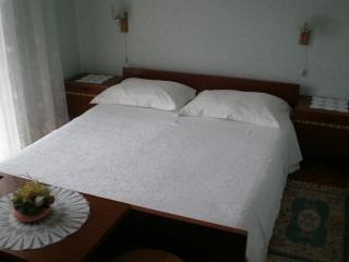 Croatia-Room-Lovran-Private accommodation