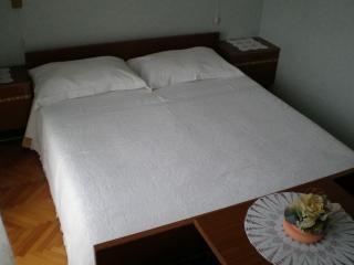 Croatia-Room-Lovran-Private accommodation