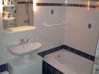 Croatia-Apartment-Lovran-Private accommodation