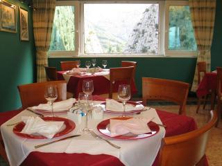 Chorvatsko-Pokoj 1/2-Omiš-Hotely