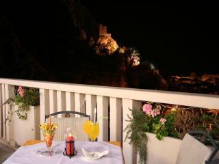 Chorvatsko-Pokoj 1/2-Omiš-Hotely