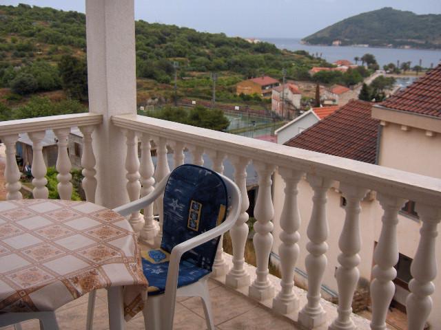 Croazia-Appartamento-Vis-Alloggio privato