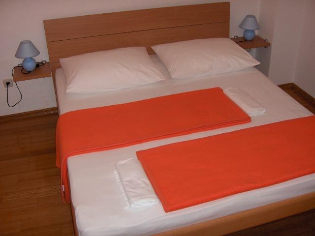 Croatia-Apartment-Bol-Private accommodation
