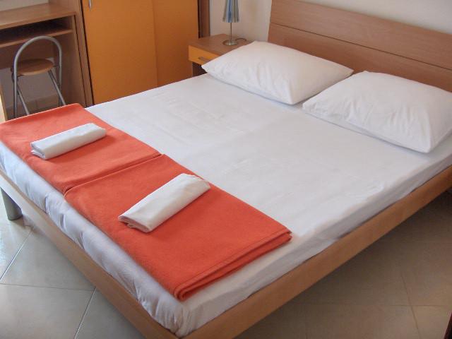 Croatia-Apartment-Bol-Private accommodation