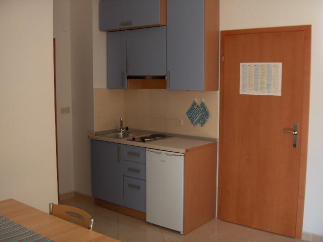 Hrvatska-Apartman-Bol-Privatni smještaj