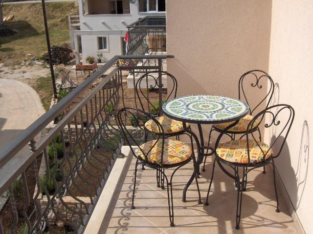 Hrvatska-Apartman-Bol-Privatni smještaj
