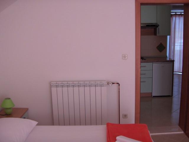 Croazia-Appartamento-Bol-Alloggio privato