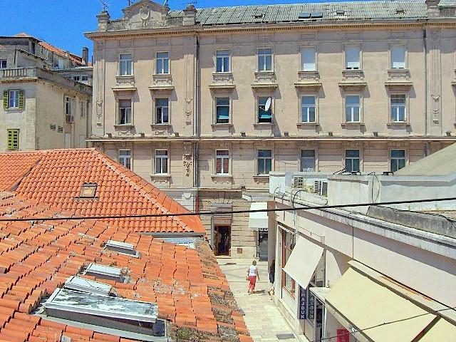 Croatia-Room-Split-Private accommodation