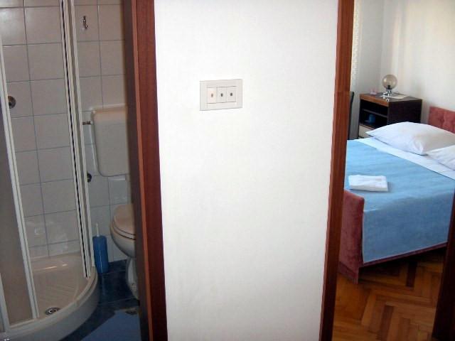 Croatia-Room-Sukosan-Private accommodation