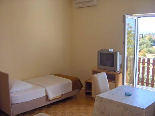 Croatia-Room-Sukosan-Private accommodation