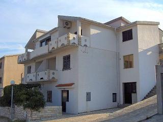 Croatia-Studio apartment-Pag-Private accommodation