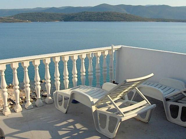 Croatia-Apartment-Klek-Private accommodation