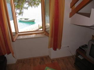 Croatia-Apartment-Molunat-Private accommodation
