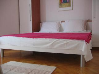Croatia-Room-Hvar-Private accommodation