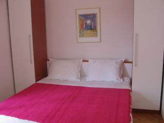 Croatia-Room-Hvar-Private accommodation
