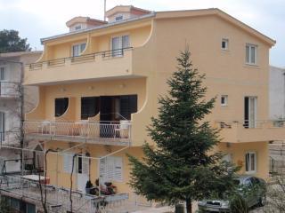 Croazia-Appartamento-Baska Voda-Alloggio privato