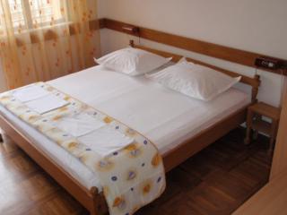 Croazia-Appartamento-Baska Voda-Alloggio privato