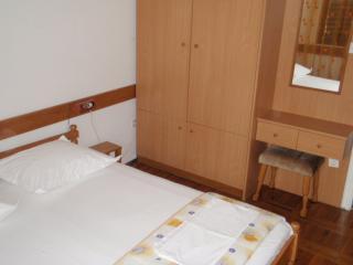 Croazia-Appartamento-Baska Voda-Alloggio privato