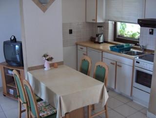 Chorvatsko-Apartmán-Splitska-Ubytování v soukromí