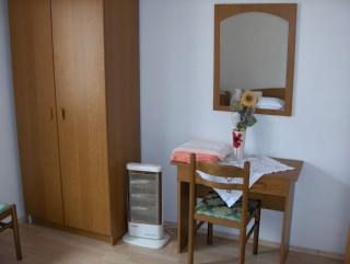 Croatia-Apartment-Vis-Private accommodation