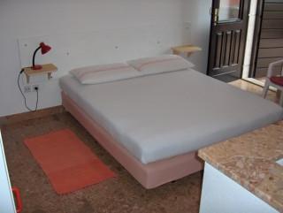 Croatia-Studio apartment-Bol-Private accommodation