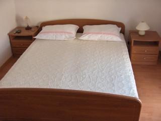 Hrvatska-Apartman-Supetar-Privatni smještaj